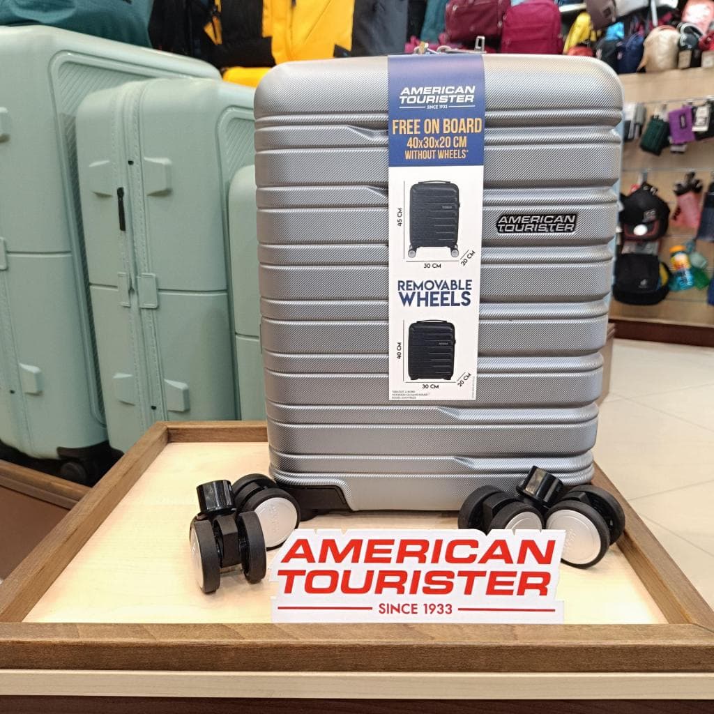 American Tourister kabinbőrönd