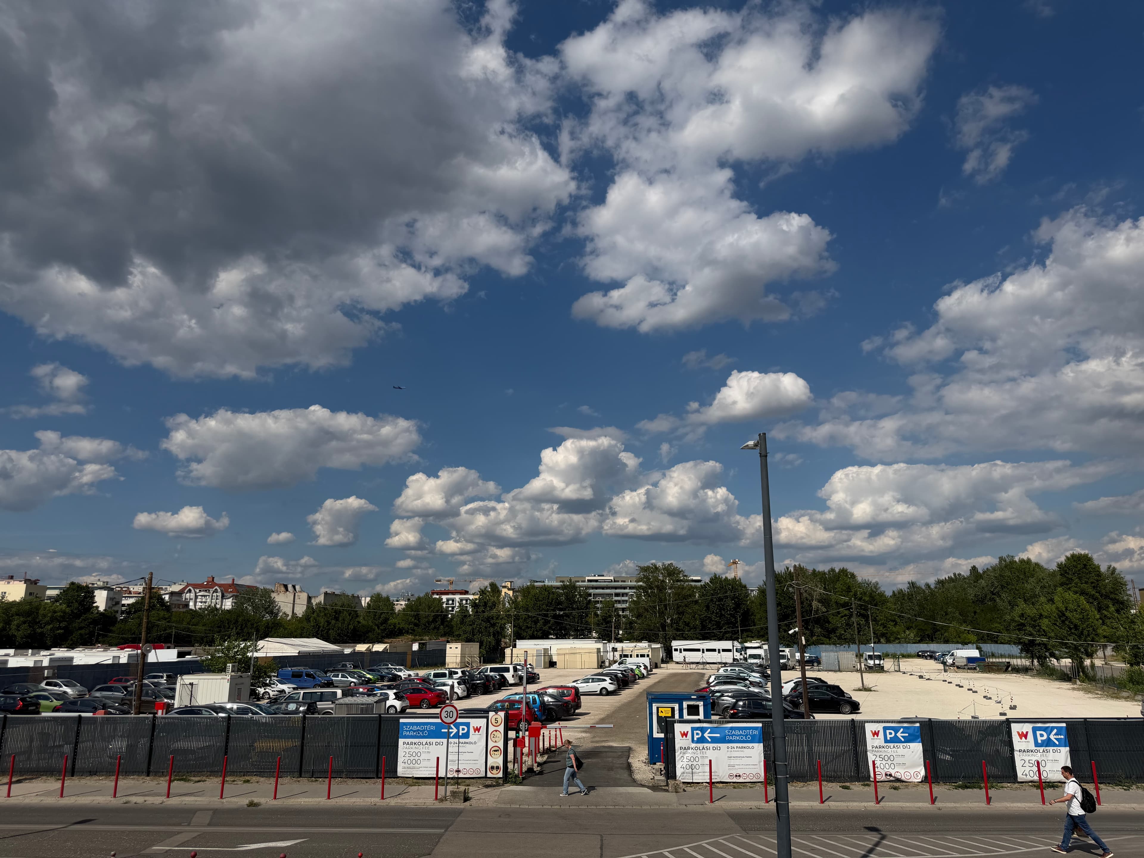 Megváltoztak a budapesti parkolási szabályok – ezért lehet jó választás a Westend parkolója