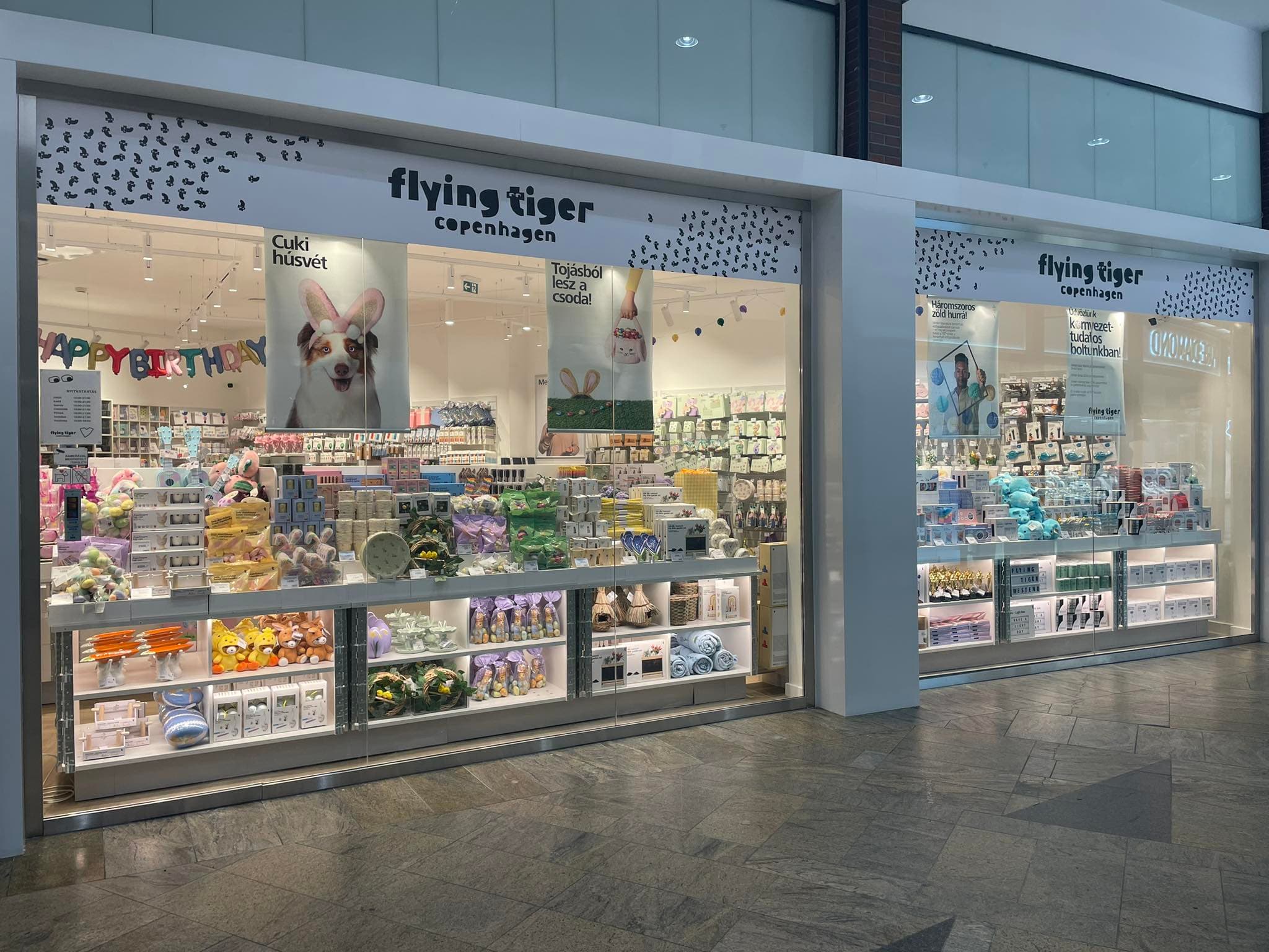 flying_tiger_uzlet_Westend