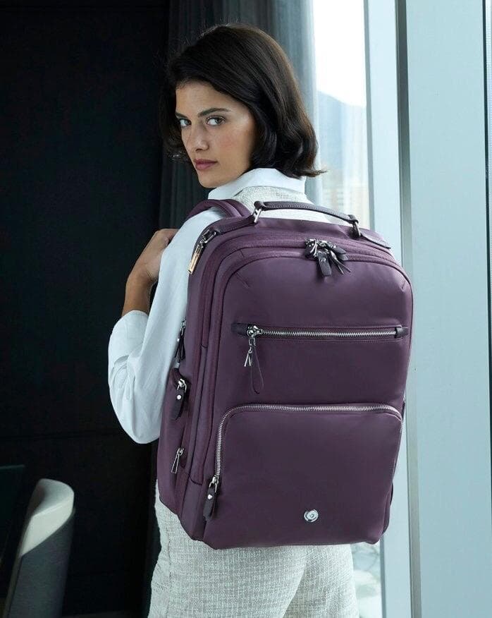 Uncover your journey with Samsonite🔮