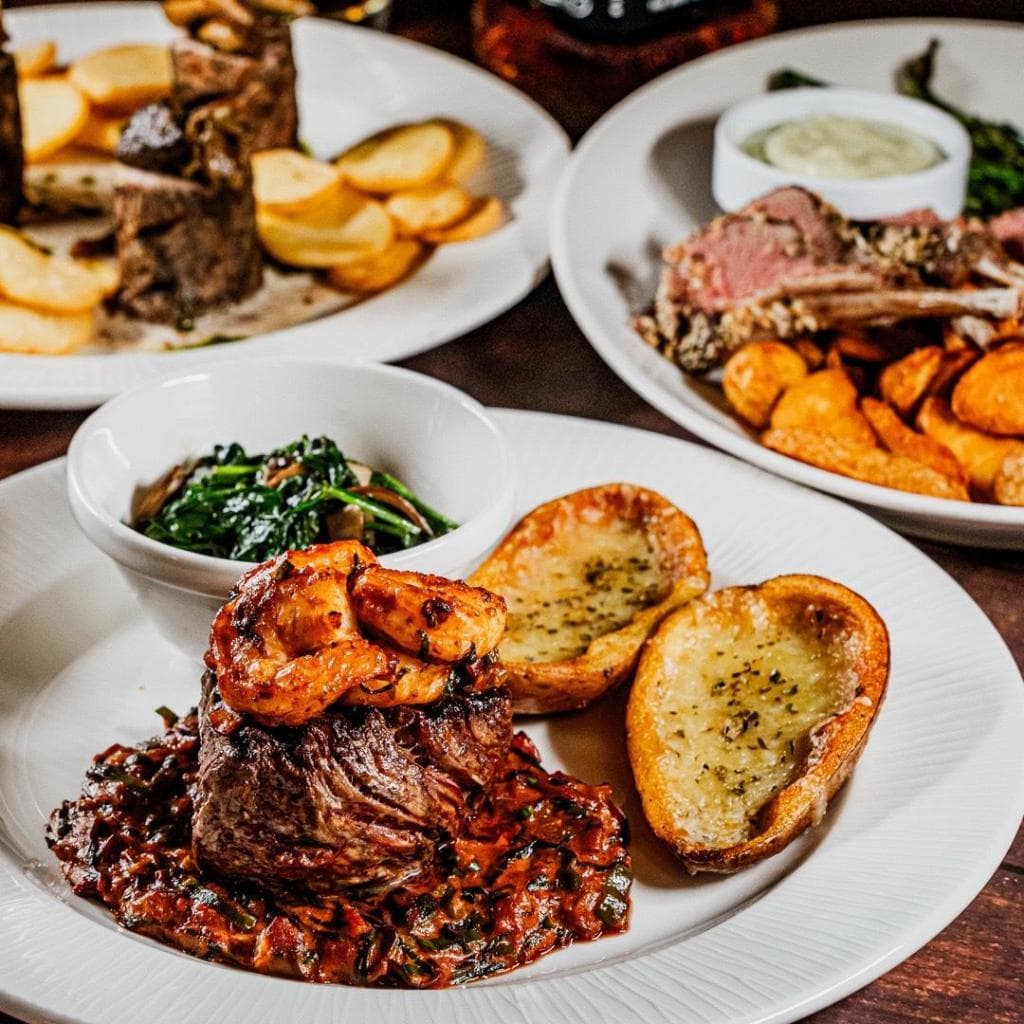 SZEZONÁLIS AJÁNLATOK A RIBSTERBEN – HÚSIMÁDÓK MENNYORSZÁGA!