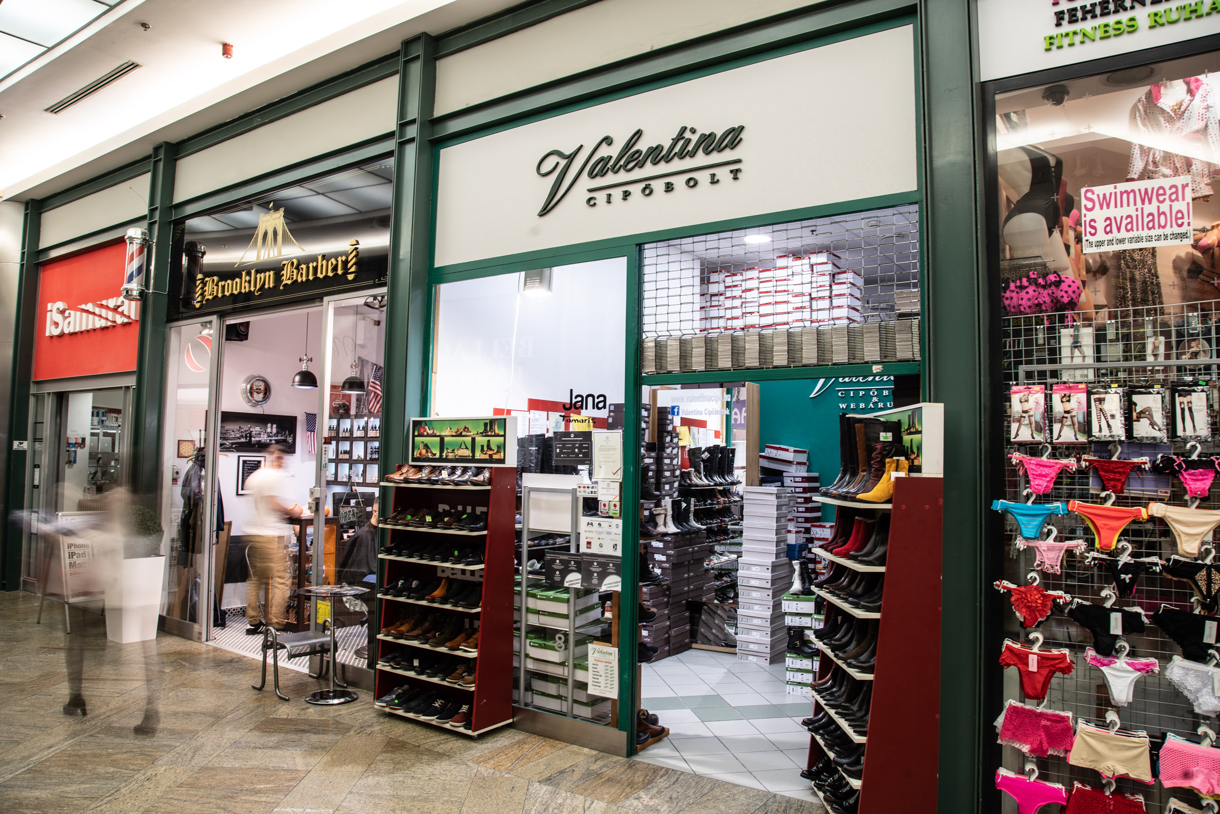 westend skechers